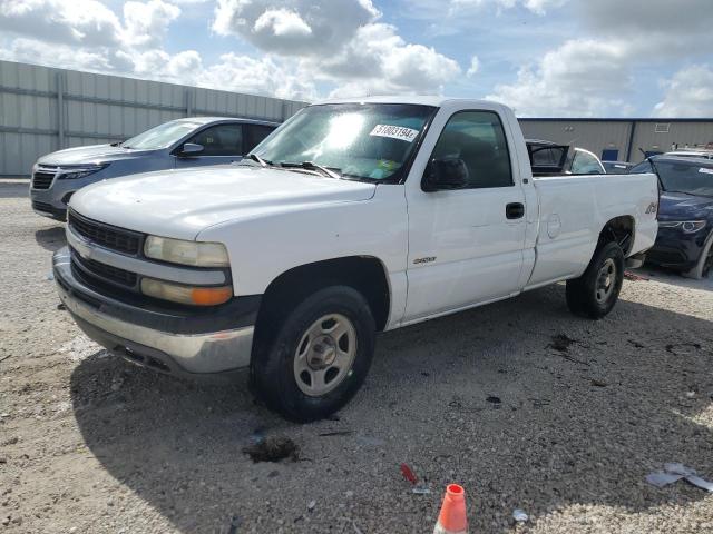 CHEVROLET SILVERADO 2000 with VIN 1GCEK14V2YE184173 - Photo from auction