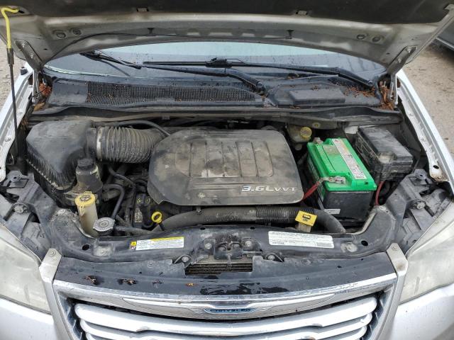 Photo 12 from auction – 2011 CHRYSLER TOWN & COU with VIN 2A4RR5DG5BR665562