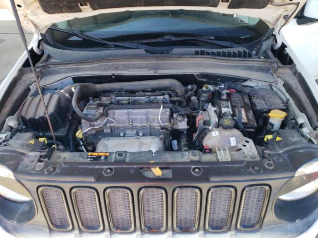 Photo 11 from auction – 2017 JEEP RENEGADE L with VIN ZACCJBBBXHPG00289