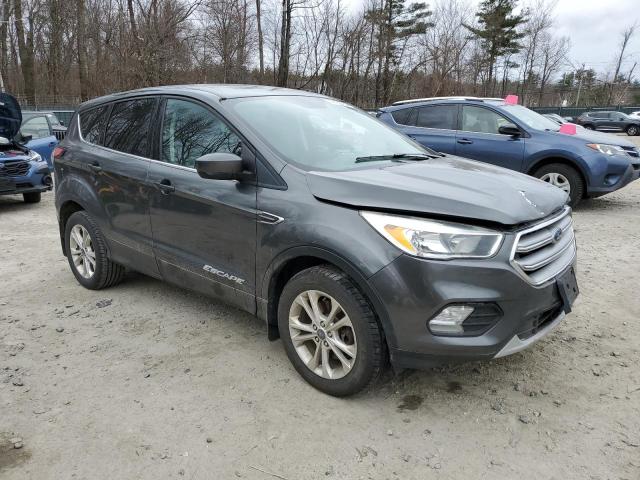 Photo 4 from auction – 2017 FORD ESCAPE SE with VIN 1FMCU9GD4HUC82156