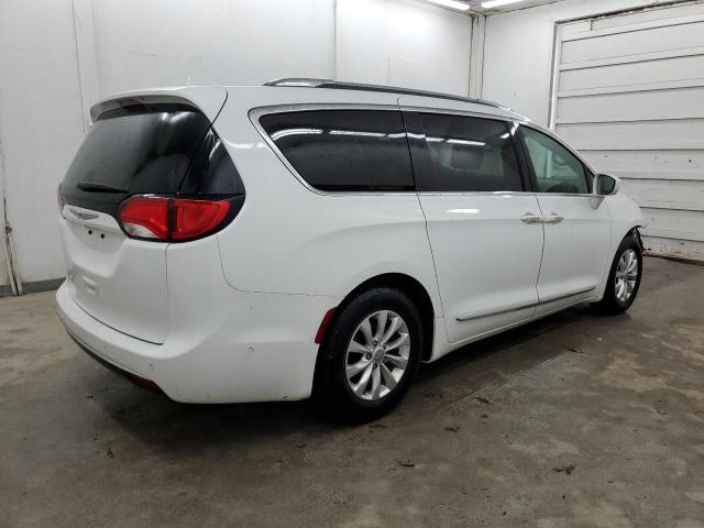 Photo 3 from auction – 2018 CHRYSLER PACIFICA T with VIN 2C4RC1BG0JR263000