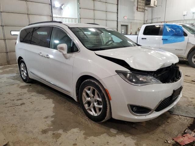 Photo 4 from auction – 2017 CHRYSLER PACIFICA T with VIN 2C4RC1BG7HR810452
