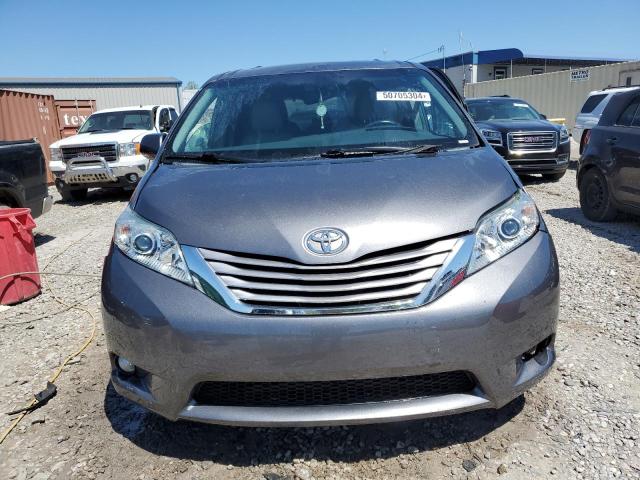 Photo 5 from auction – 2017 TOYOTA SIENNA XLE with VIN 5TDYZ3DC0HS851898