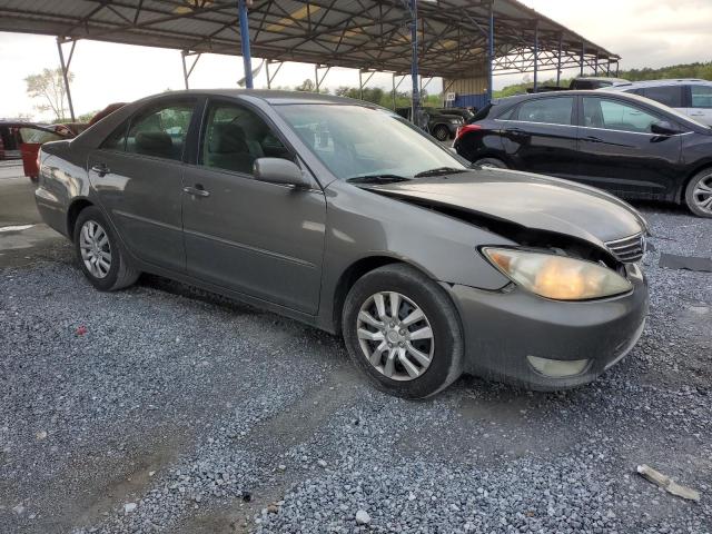 Photo 4 from auction – 2005 TOYOTA CAMRY LE with VIN 4T1BE32K15U959817