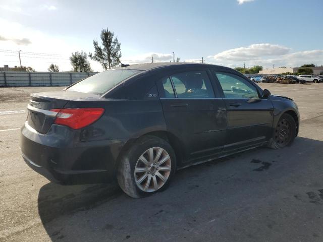Photo 4 from auction – 2012 CHRYSLER 200 LX with VIN 1C3CCBAB5CN272913