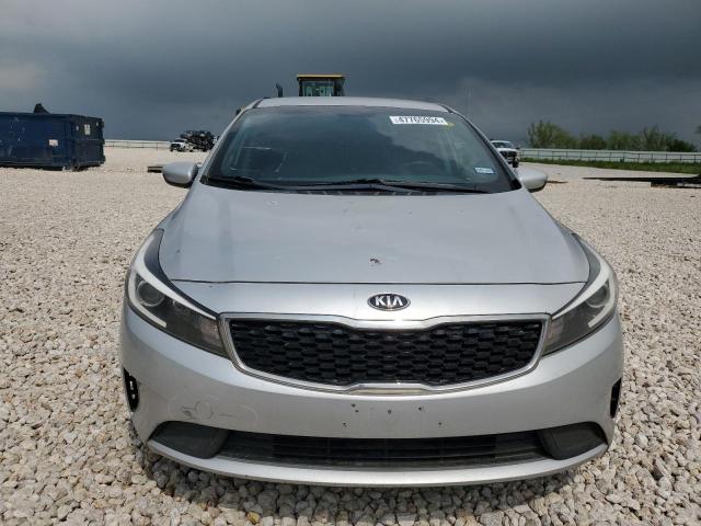 Photo 5 from auction – 2018 KIA FORTE LX with VIN 3KPFK4A72JE233393