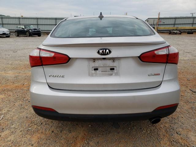 Photo 6 from auction – 2016 KIA FORTE EX with VIN KNAFZ4A86G5550101