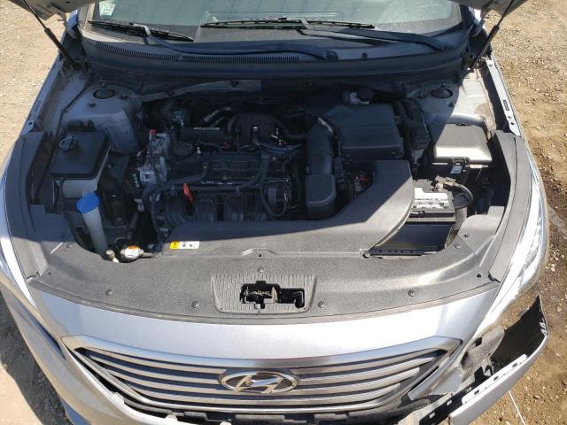 Photo 11 from auction – 2015 HYUNDAI SONATA SE with VIN 5NPE24AF1FH011918