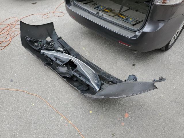 Photo 13 from auction – 2013 TOYOTA SIENNA XLE with VIN 5TDYK3DCXDS326264