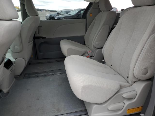 Photo 11 from auction – 2013 TOYOTA SIENNA LE with VIN 5TDKK3DC2DS285330