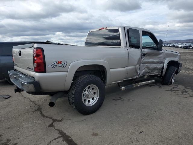 Photo 3 from auction – 2004 CHEVROLET SILVERADO with VIN 1GCHK29264E296244