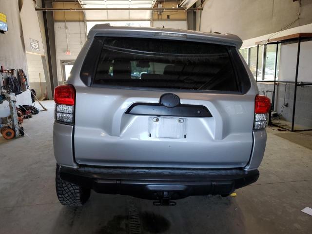 Photo 6 from auction – 2013 TOYOTA 4RUNNER SR with VIN JTEBU5JR7D5130367