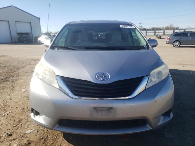 Photo 5 from auction – 2012 TOYOTA SIENNA LE with VIN 5TDKK3DC8CS195307