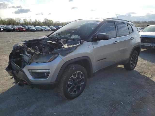 JEEP COMPASS TR 2019 with VIN 3C4NJDDB4KT709106 - Photo from auction