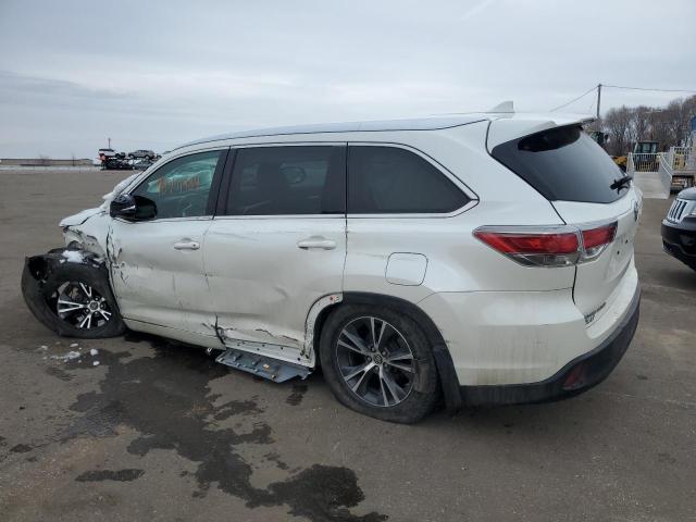 Photo 2 from auction – 2016 TOYOTA HIGHLANDER with VIN 5TDJKRFH0GS313086
