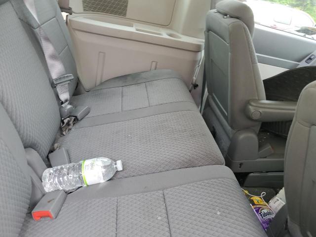 Photo 10 from auction – 2010 CHRYSLER TOWN & COU with VIN 2A4RR5D18AR461011