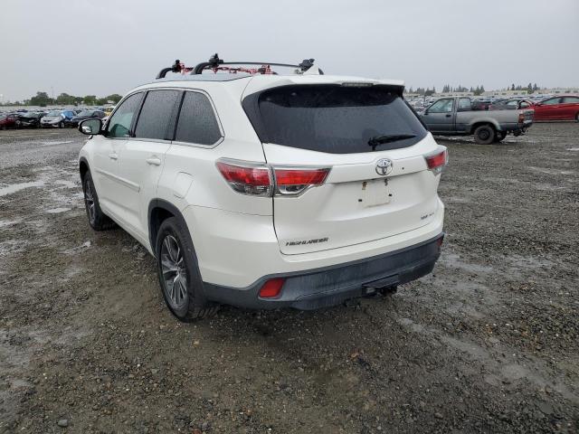 Photo 2 from auction – 2016 TOYOTA HIGHLANDER with VIN 5TDJKRFH2GS330200