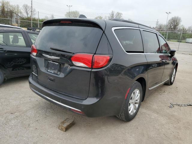 Photo 3 from auction – 2017 CHRYSLER PACIFICA T with VIN 2C4RC1BG4HR559292