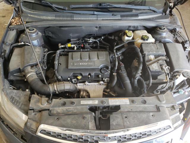 Photo 11 from auction – 2014 CHEVROLET CRUZE LT with VIN 1G1PC5SB4E7349056