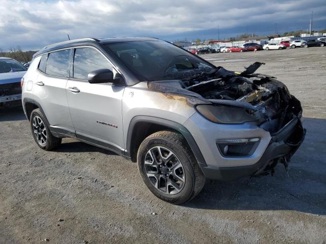 Photo 4 from auction – 2019 JEEP COMPASS TR with VIN 3C4NJDDB4KT709106