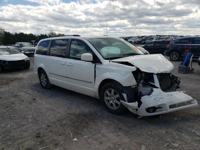 Photo 4 from auction – 2010 CHRYSLER TOWN & COU with VIN 2A4RR5D12AR278154