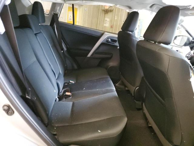 Photo 10 from auction – 2017 TOYOTA RAV4 LE with VIN 2T3BFREV4HW574916