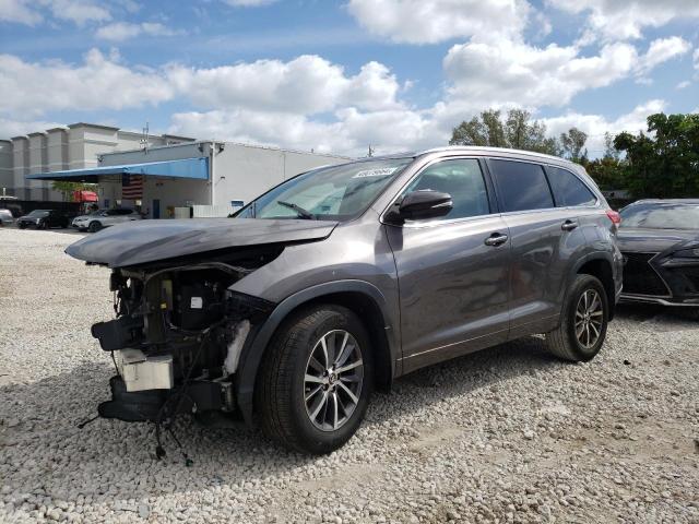 Photo 1 from auction – 2017 TOYOTA HIGHLANDER with VIN 5TDKZRFH9HS524336