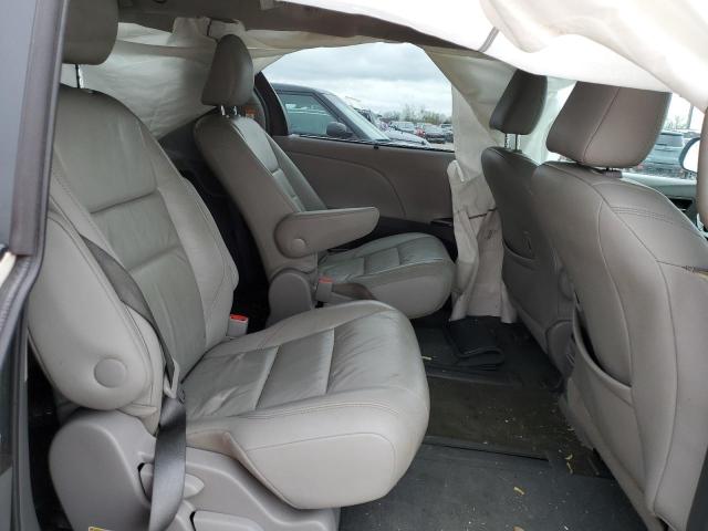 Photo 11 from auction – 2017 TOYOTA SIENNA XLE with VIN 5TDDZ3DC7HS146806