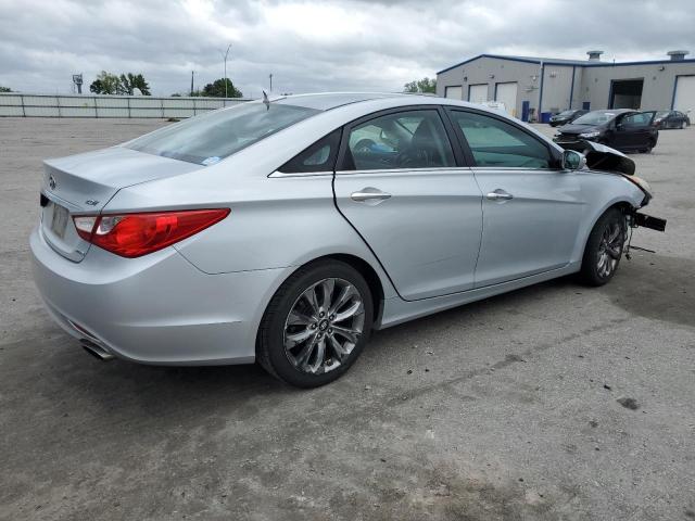 Photo 3 from auction – 2011 HYUNDAI SONATA SE with VIN 5NPEC4AB5BH296160