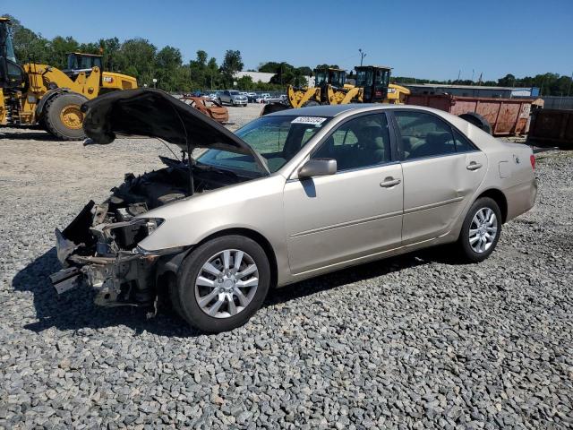 TOYOTA CAMRY LE 2005 with VIN 4T1BE32K65U538630 - Photo from auction
