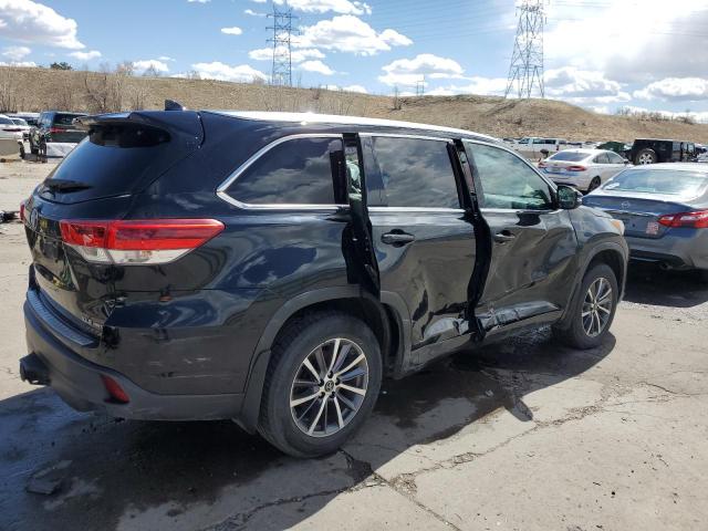 Photo 3 from auction – 2018 TOYOTA HIGHLANDER with VIN 5TDJZRFH0JS557078