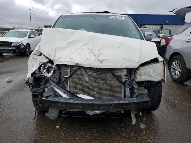 Photo 5 from auction – 2013 CHRYSLER TOWN & COU with VIN 2C4RC1CGXDR785099