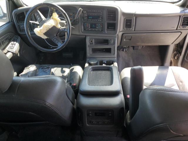 Photo 8 from auction – 2004 CHEVROLET AVALANCHE with VIN 3GNEK12T84G255520
