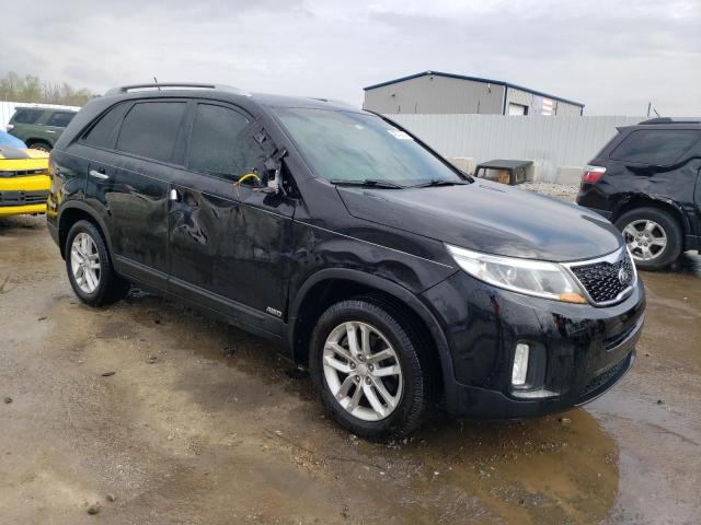 Photo 4 from auction – 2015 KIA SORENTO LX with VIN 5XYKTDA65FG563445