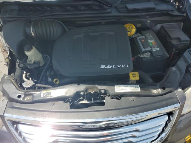 Photo 12 from auction – 2016 CHRYSLER TOWN & COU with VIN 2C4RC1BGXGR282324