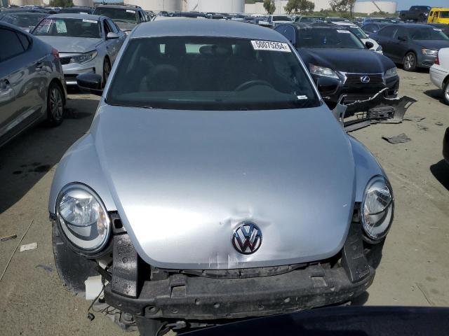 Photo 5 from auction – 2013 VOLKSWAGEN BEETLE with VIN 3VWFP7AT2DM663349
