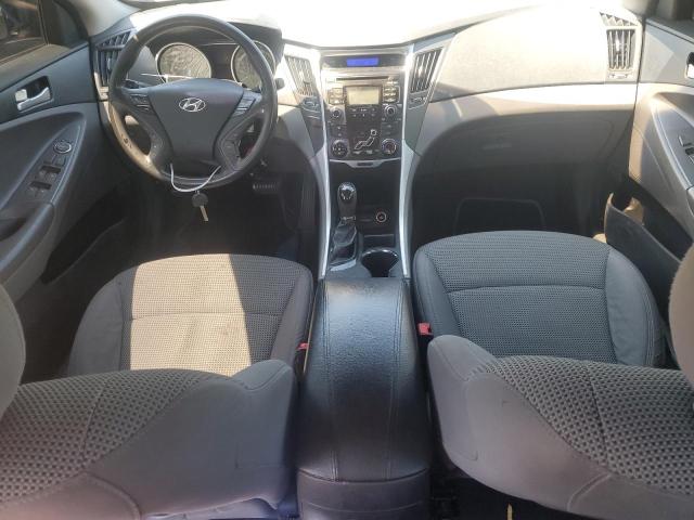 Photo 8 from auction – 2011 HYUNDAI SONATA with VIN 5NPEB4AC1BH074324