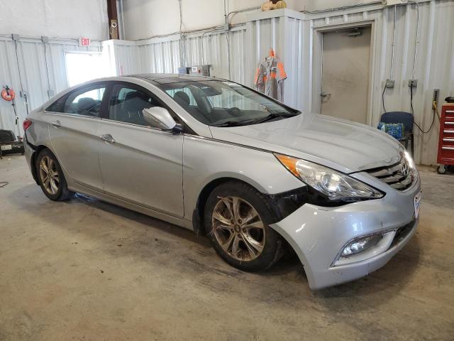 Photo 4 from auction – 2012 HYUNDAI SONATA SE with VIN 5NPEC4AC1CH455735