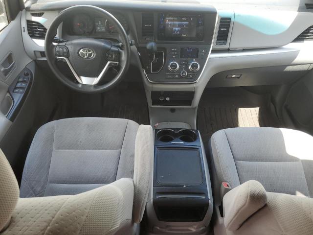 Photo 8 from auction – 2017 TOYOTA SIENNA LE with VIN 5TDKZ3DC1HS877805