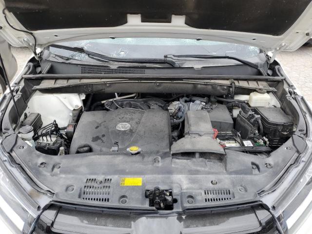 Photo 12 from auction – 2017 TOYOTA HIGHLANDER with VIN 5TDJZRFH3HS422123