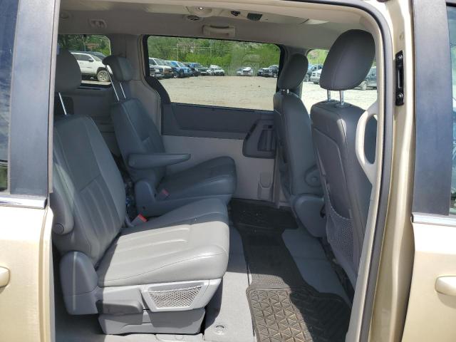 Photo 10 from auction – 2010 CHRYSLER TOWN & COU with VIN 2A4RR5D13AR216813
