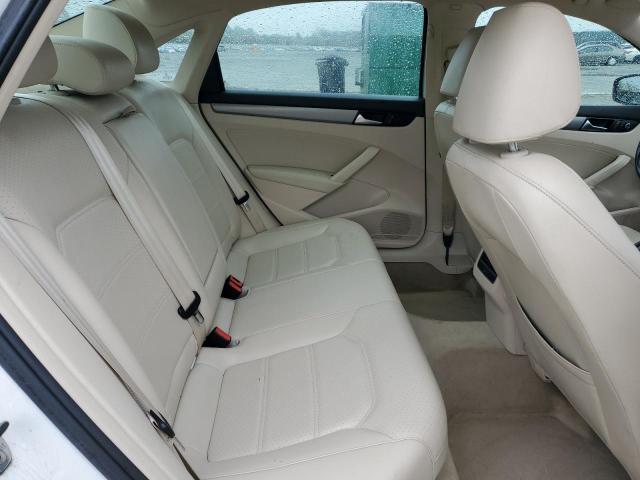 Photo 10 from auction – 2014 VOLKSWAGEN PASSAT SE with VIN 1VWBN7A30EC112019