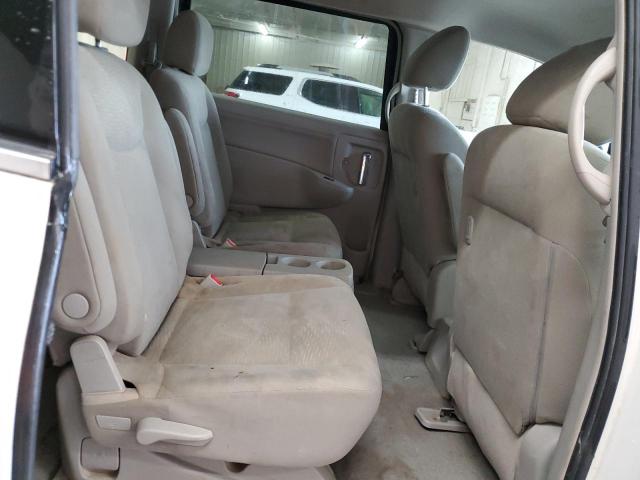 Photo 11 from auction – 2015 NISSAN QUEST S with VIN JN8AE2KP8F9129110