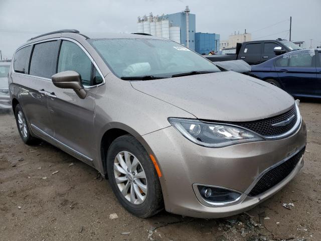 Photo 4 from auction – 2017 CHRYSLER PACIFICA T with VIN 2C4RC1BG2HR571926