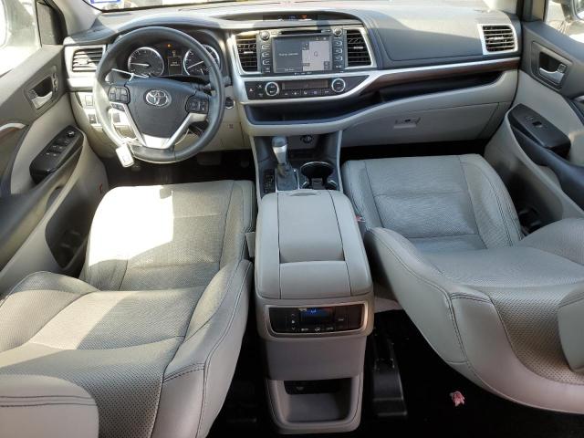 Photo 8 from auction – 2016 TOYOTA HIGHLANDER with VIN 5TDYKRFH7GS157594