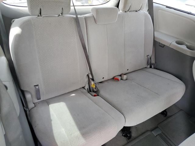 Photo 10 from auction – 2012 TOYOTA SIENNA LE with VIN 5TDJK3DC4CS044511