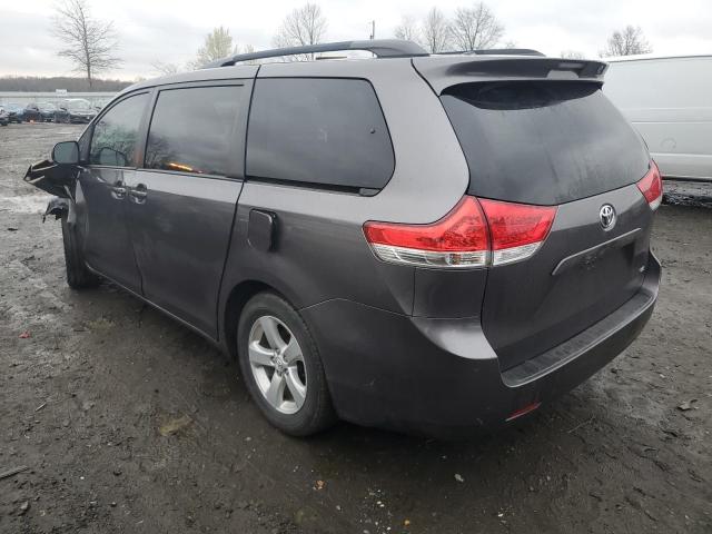 Photo 2 from auction – 2014 TOYOTA SIENNA LE with VIN 5TDKK3DCXES462661