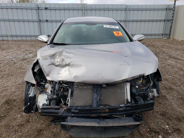 Photo 5 from auction – 2013 HYUNDAI SONATA HYB with VIN KMHEC4A4XDA093837