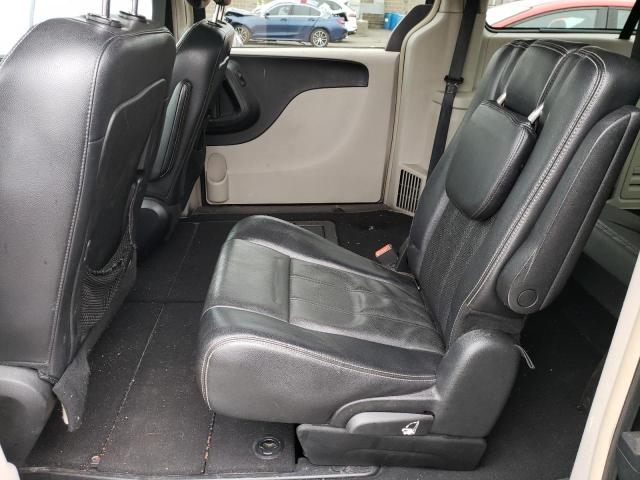 Photo 11 from auction – 2012 CHRYSLER TOWN & COU with VIN 2C4RC1BG5CR415436