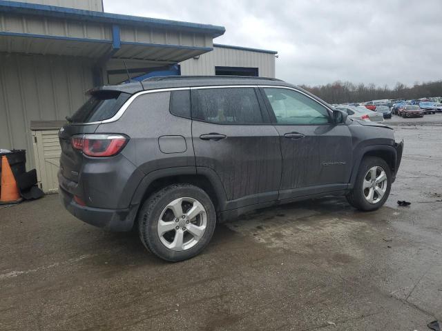 Photo 3 from auction – 2017 JEEP COMPASS LA with VIN 3C4NJDBB2HT640234